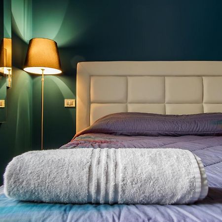 Primopiano - Orombelli Apartman Milánó Kültér fotó